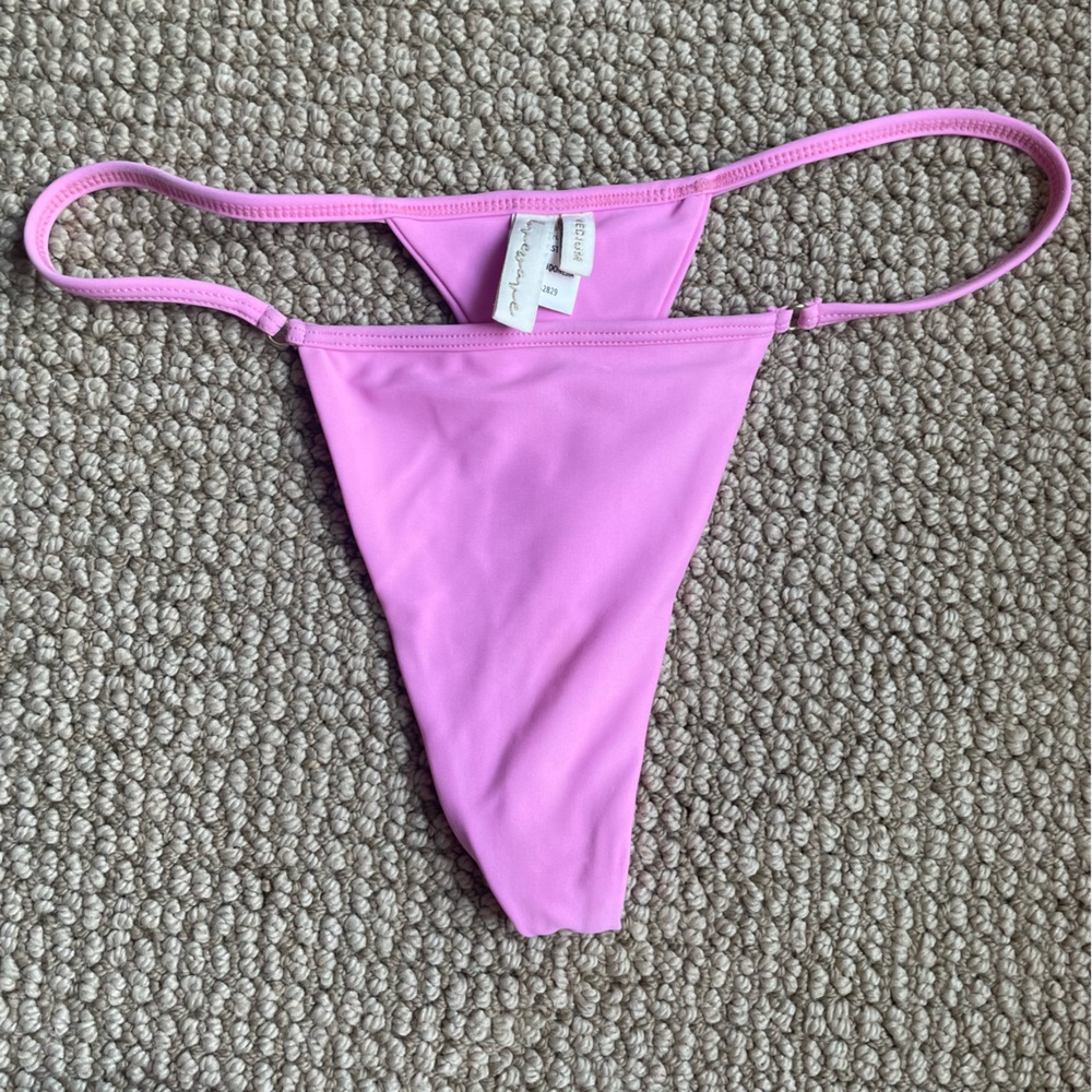 Lovewave the Roy Bottom in Pink Orchid